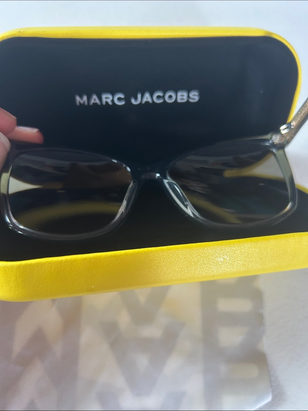 Marc Jacobs Sunglasses - Picture 8 of 8